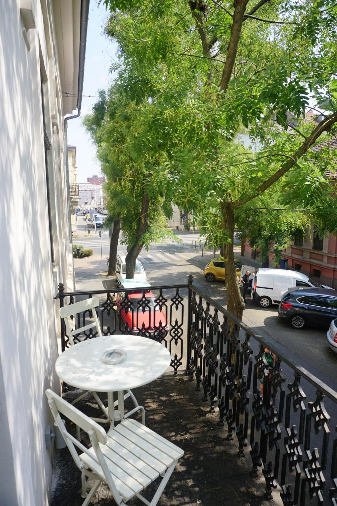 Tiszavirag Szeged Hotel Exterior photo